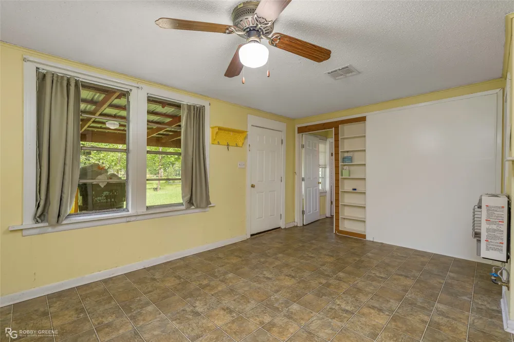 3194 Herren Road Doyline, LA 71023