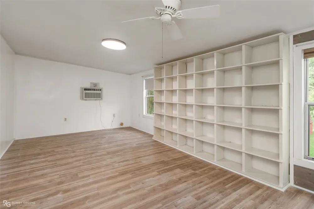 3194 Herren Road Doyline, LA 71023