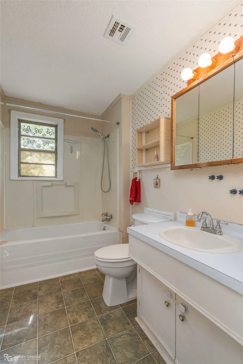 3194 Herren Road Doyline, LA 71023