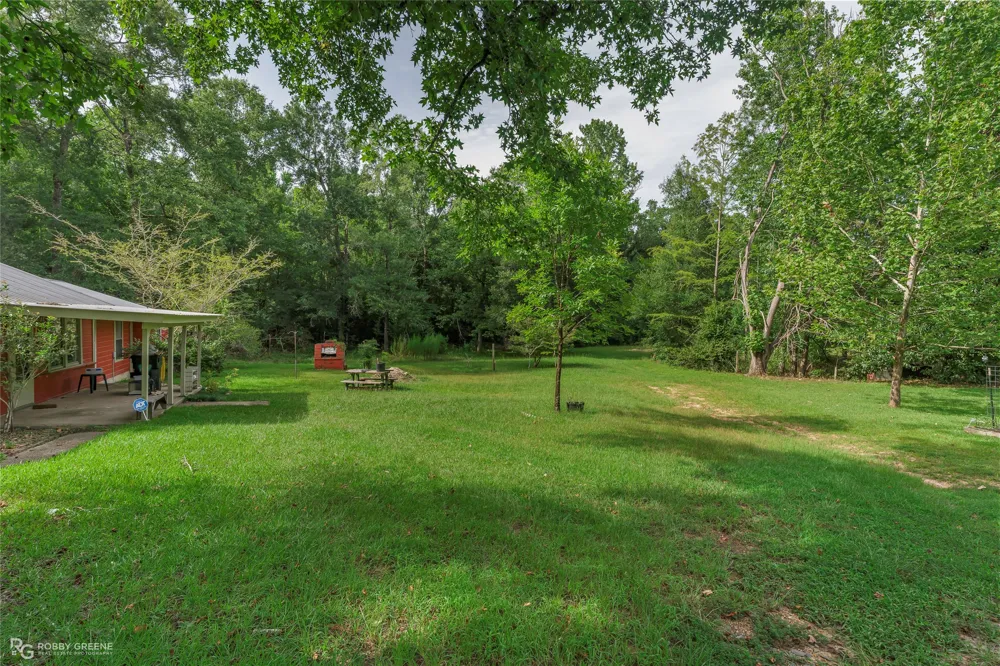 3194 Herren Road Doyline, LA 71023