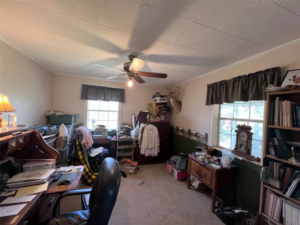 706 County Road 4599 Boyd, TX 76023