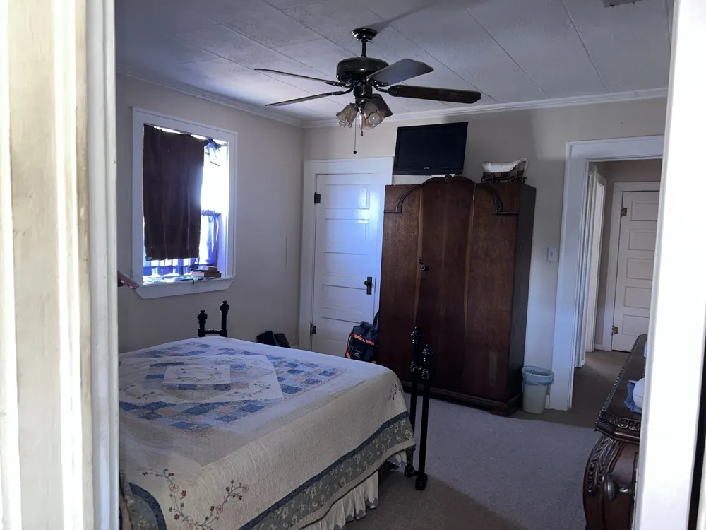 706 County Road 4599 Boyd, TX 76023