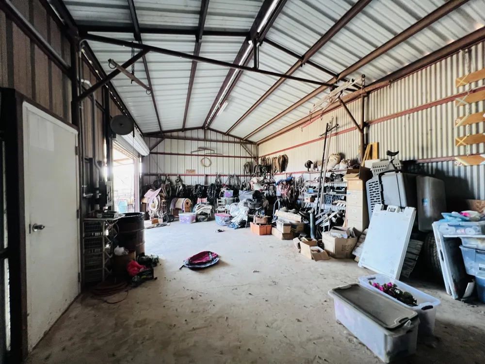 706 County Road 4599 Boyd, TX 76023