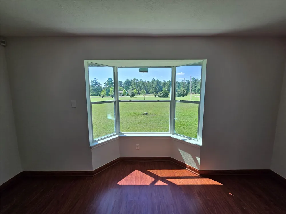 65 Paisano Lane Huntsville, TX 77340