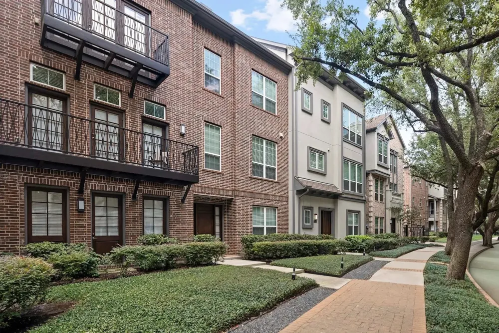3939 W Alabama Street #1-444 Houston, TX 77027