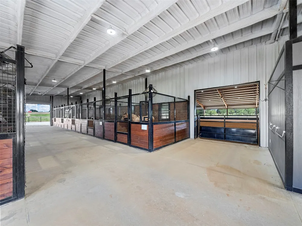 4100 Dr. Griffin Road Cross Roads, TX 76227