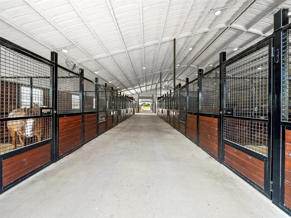 4100 Dr. Griffin Road Cross Roads, TX 76227