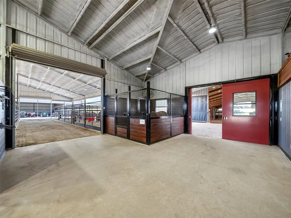 4100 Dr. Griffin Road Cross Roads, TX 76227