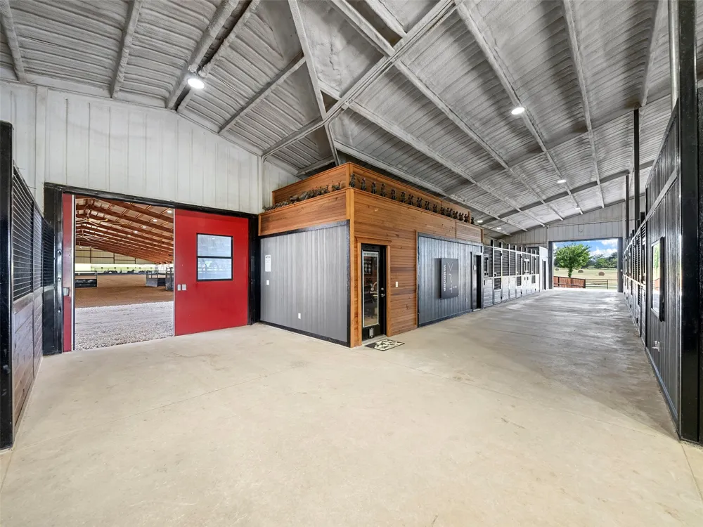 4100 Dr. Griffin Road Cross Roads, TX 76227