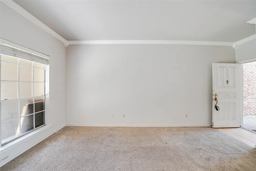 3550 Country Square Drive #409 Carrollton, TX 75006