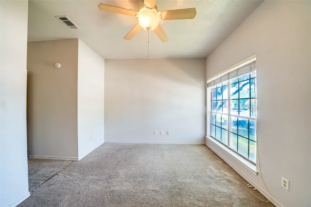 3550 Country Square Drive #409 Carrollton, TX 75006