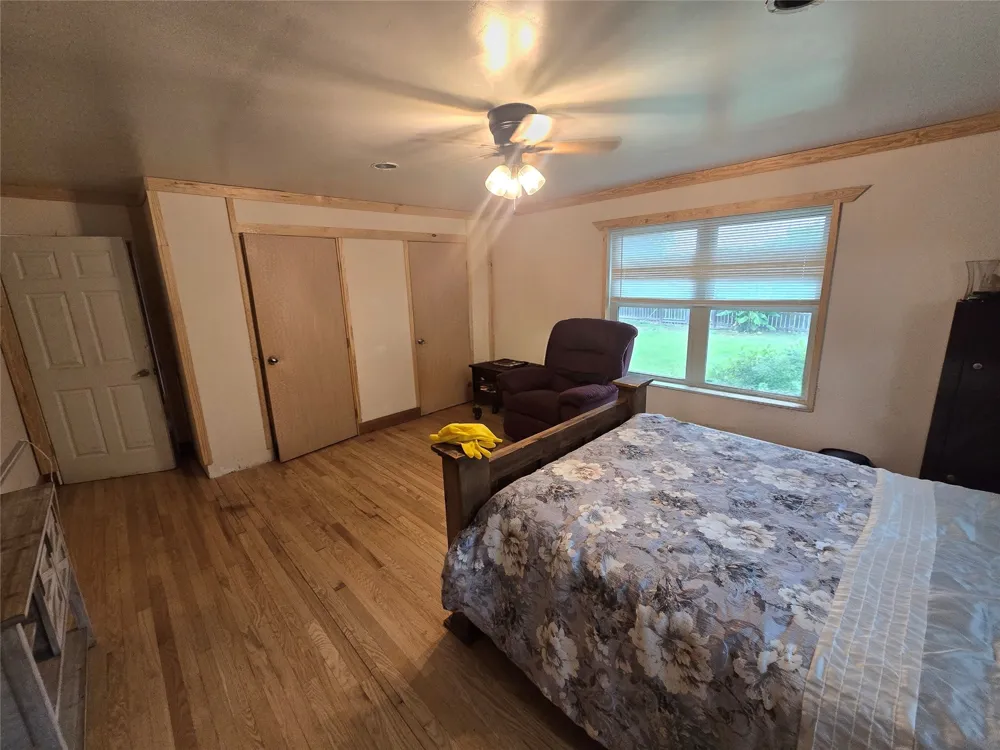 406 Goliad Runge, TX 78151