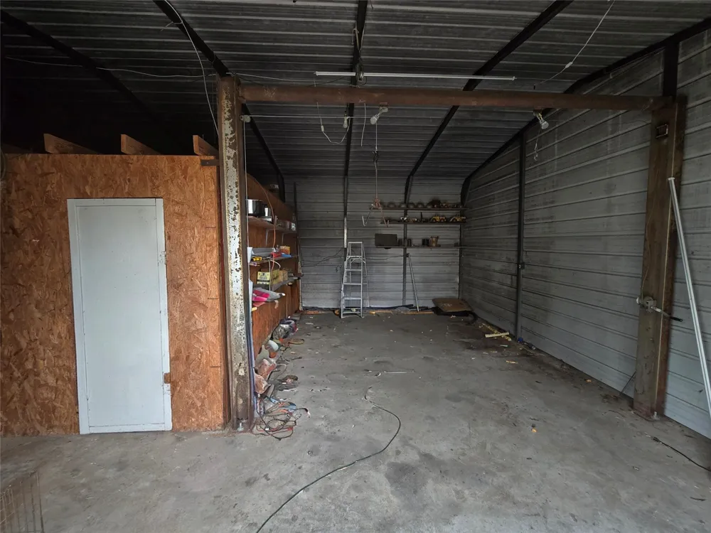 406 Goliad Runge, TX 78151