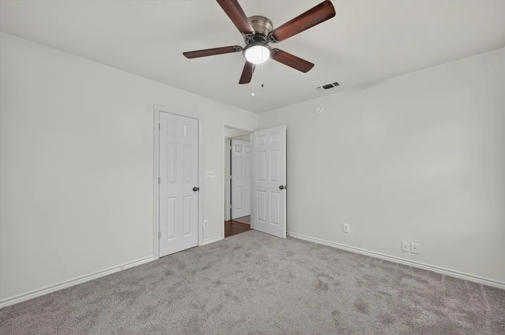 1002 Pine Street Bonham, TX 75418