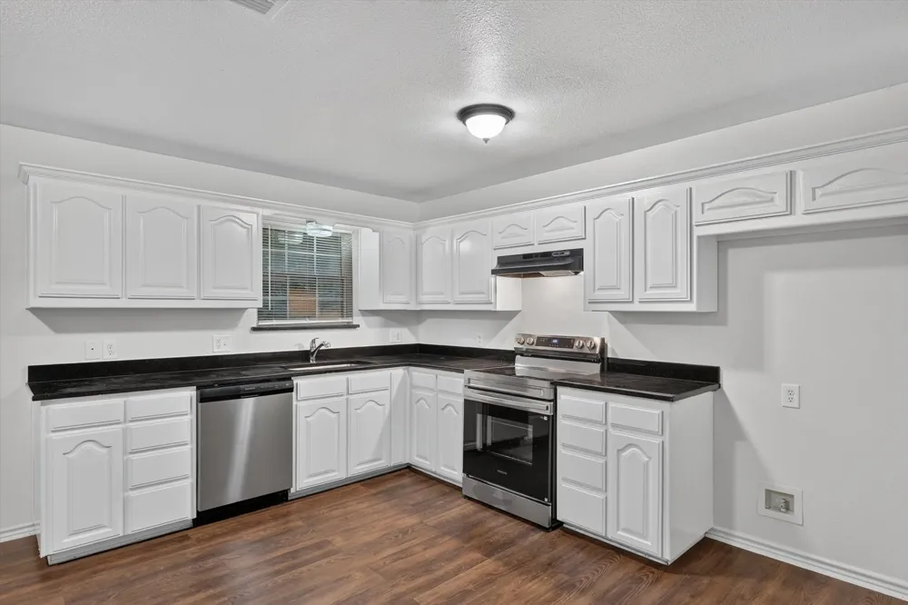 1002 Pine Street Bonham, TX 75418