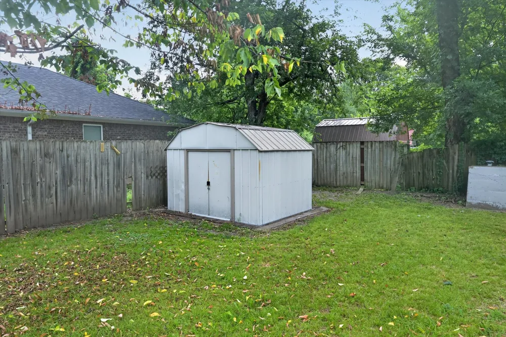 1002 Pine Street Bonham, TX 75418