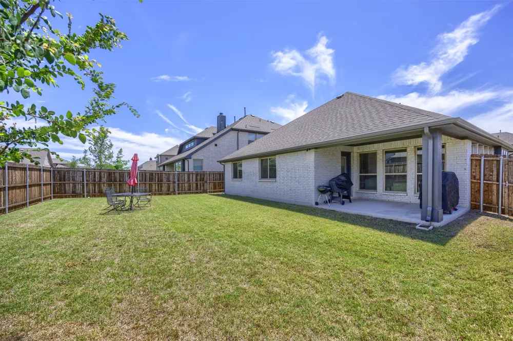1003 Pecan Glen Drive Melissa, TX 75454