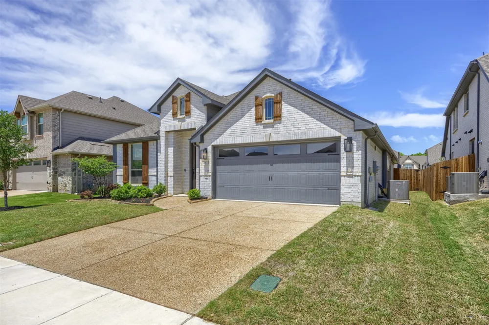 1003 Pecan Glen Drive Melissa, TX 75454