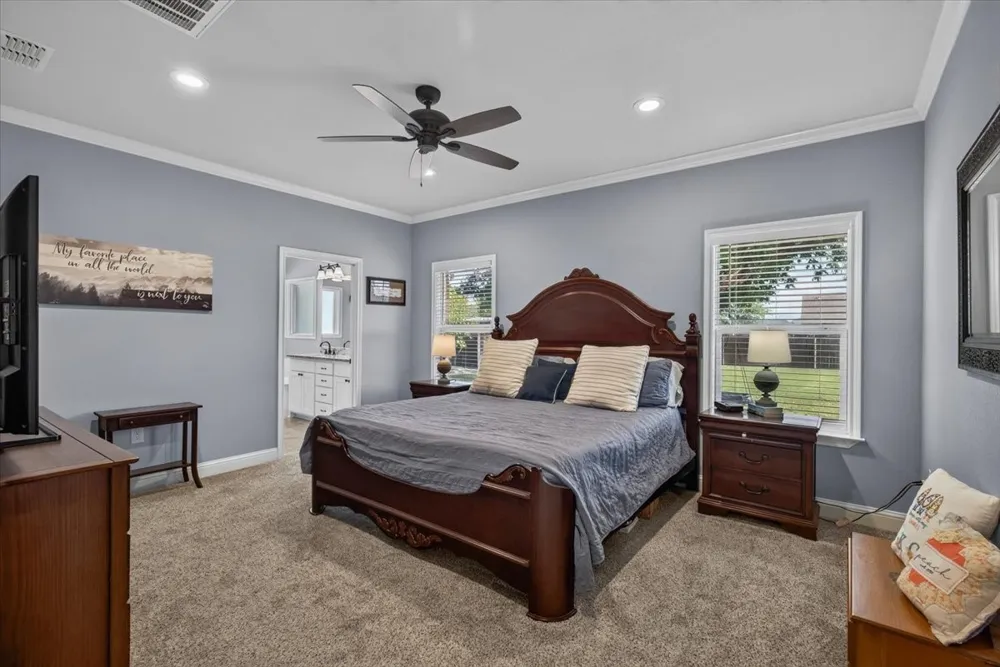 424 E Pennsylvania Avenue Van, TX 75790