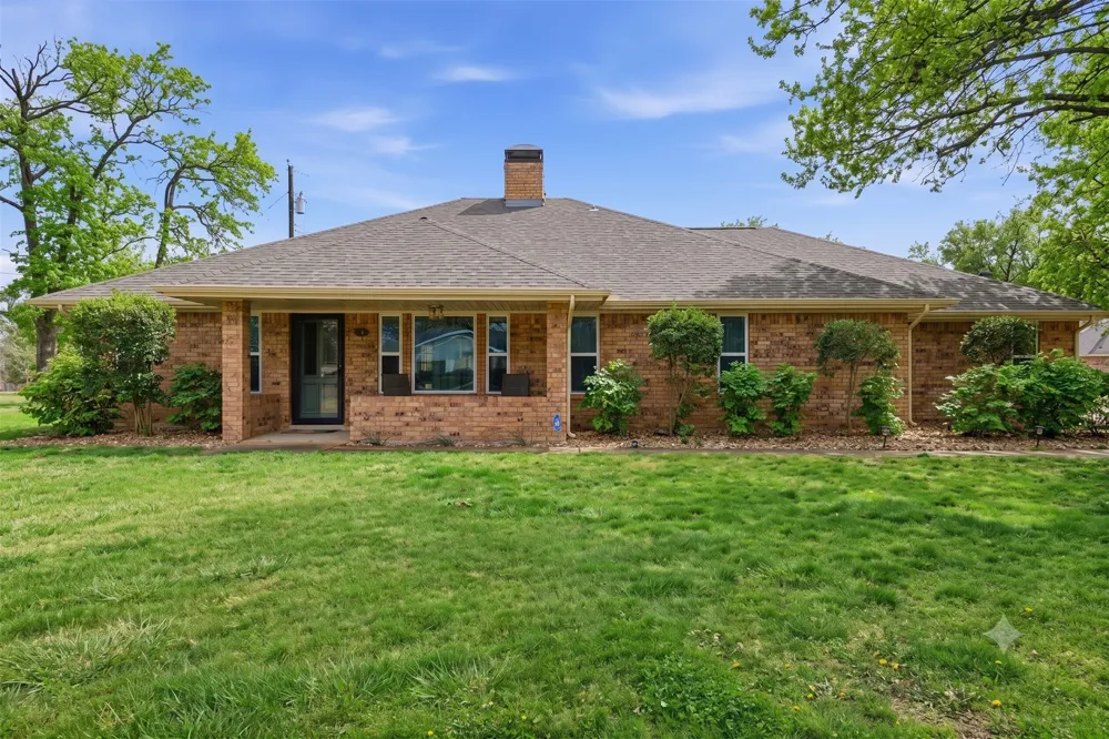 111 Havenwood Drive Enchanted Oaks, TX 75156