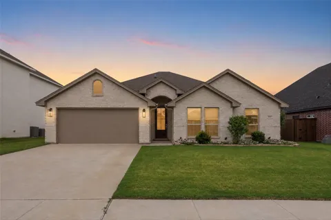 6921 Trail Rock Drive