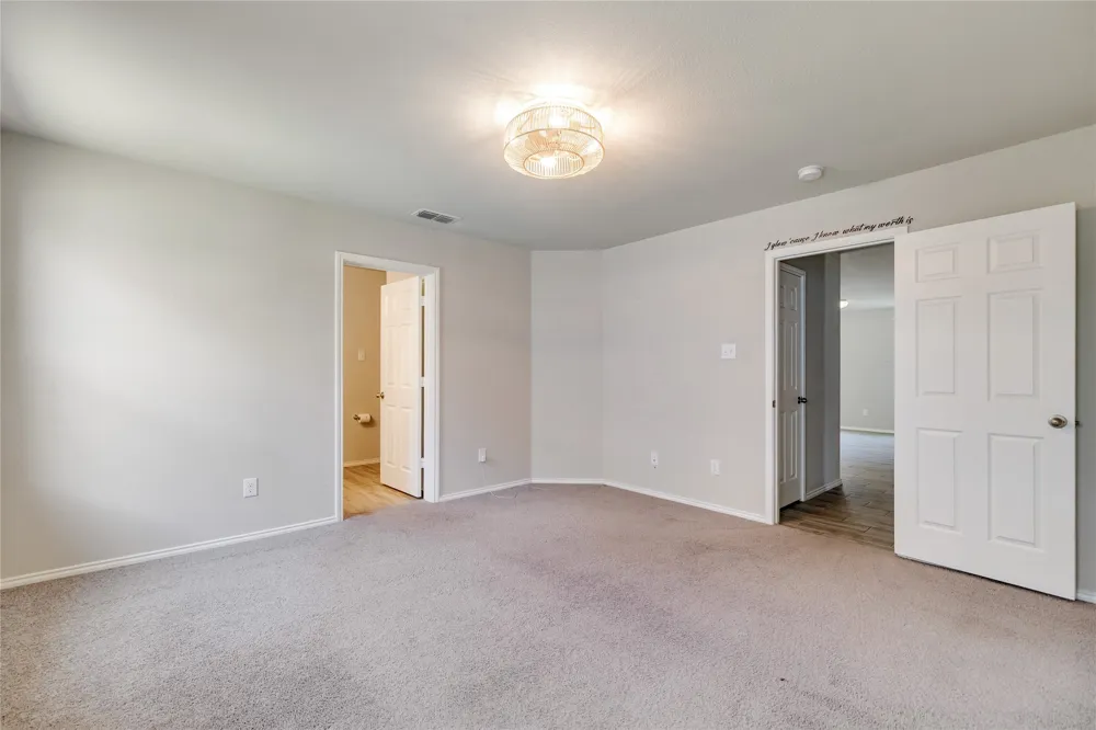 115 Rock Creek Terrell, TX 75160
