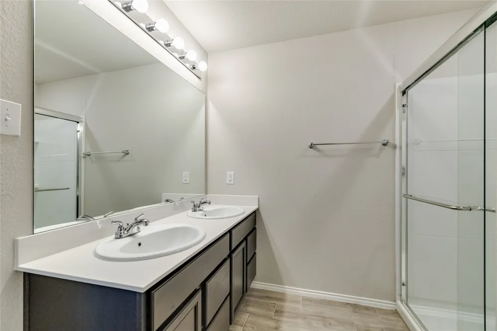 115 Rock Creek Terrell, TX 75160