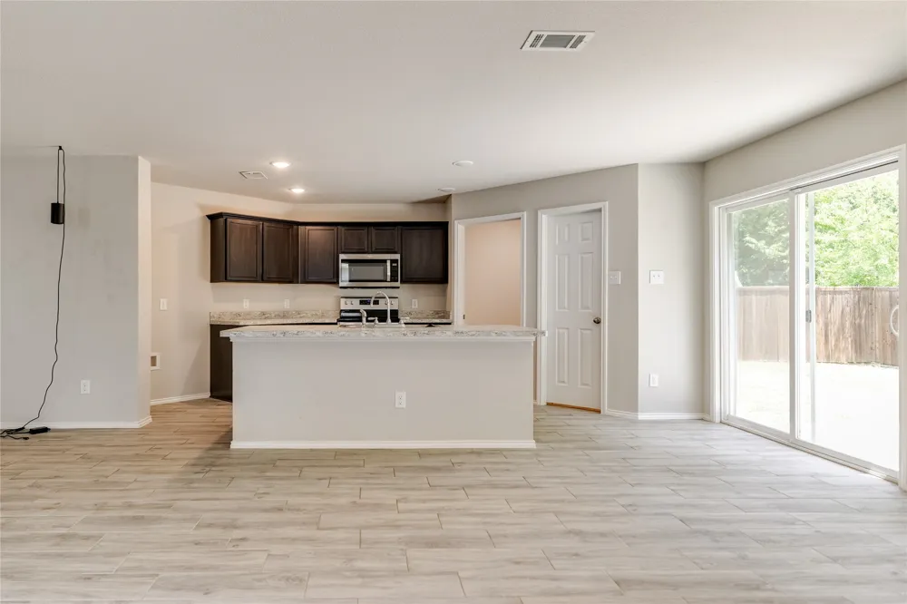 115 Rock Creek Terrell, TX 75160