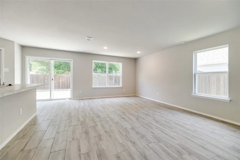 115 Rock Creek Terrell, TX 75160