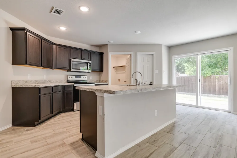 115 Rock Creek Terrell, TX 75160