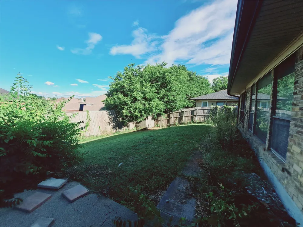 4106 Cedar Creek Drive Garland, TX 75043