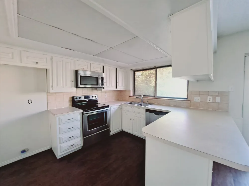 4106 Cedar Creek Drive Garland, TX 75043