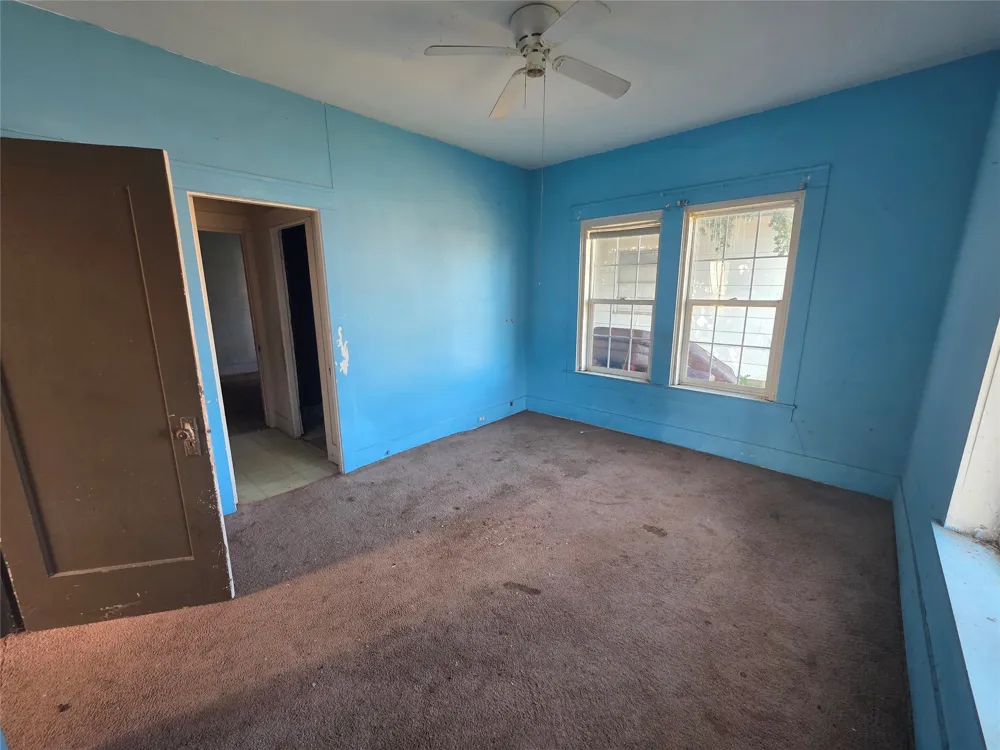 905 W Walker Street Breckenridge, TX 76424