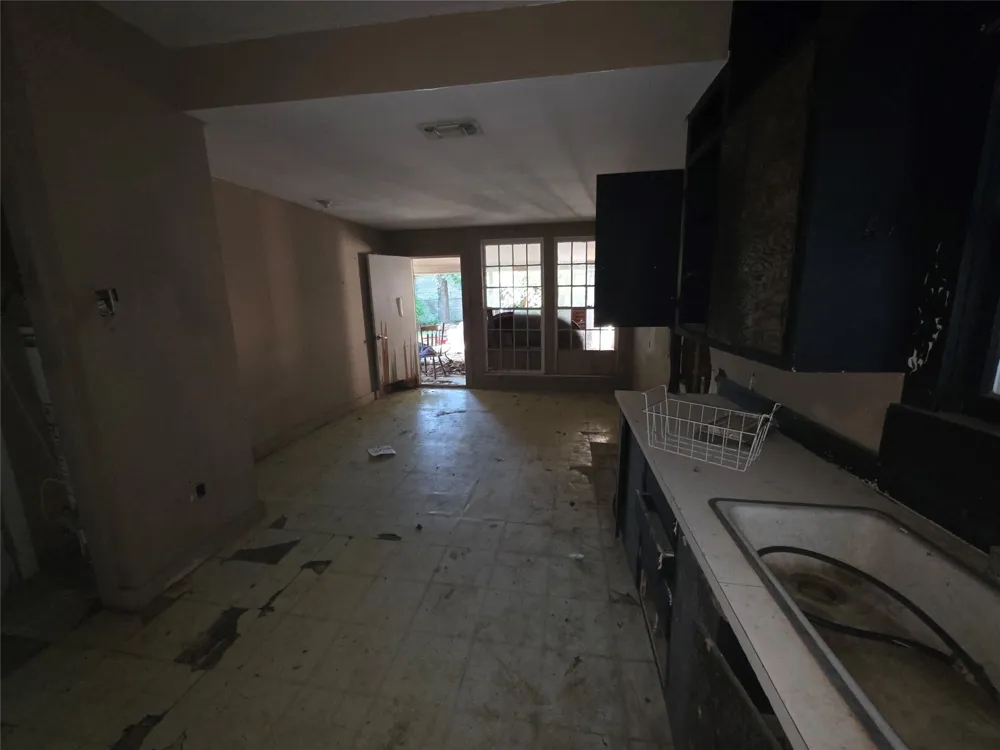 905 W Walker Street Breckenridge, TX 76424