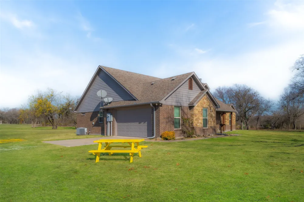 2621 Fm 1827 McKinney, TX 75071