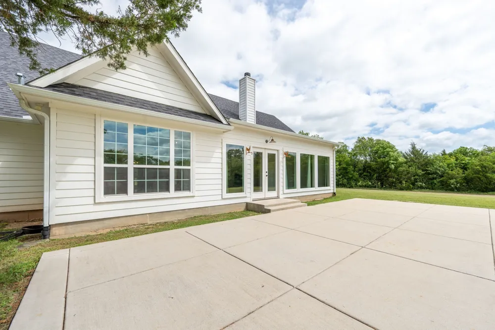 38 Jubilee Farm Road Bells, TX 75414