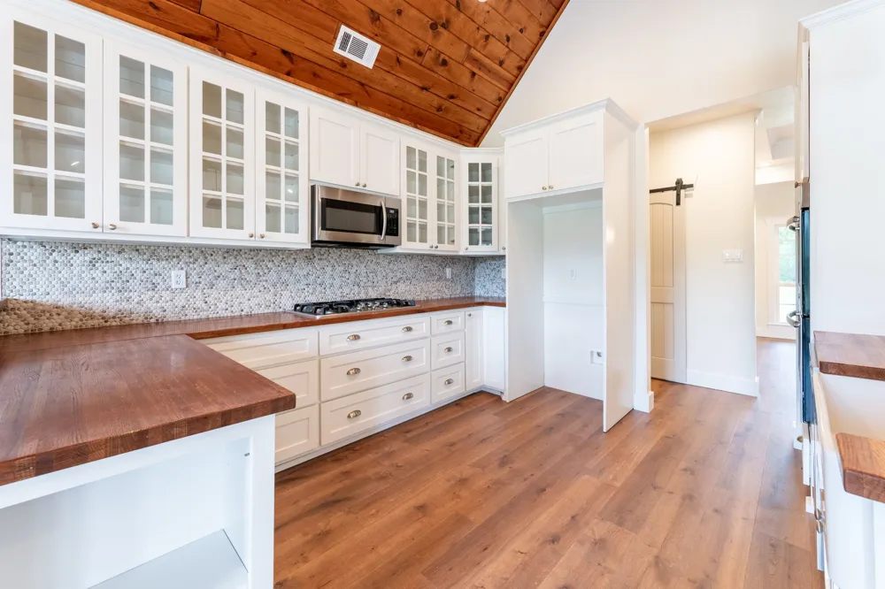 38 Jubilee Farm Road Bells, TX 75414