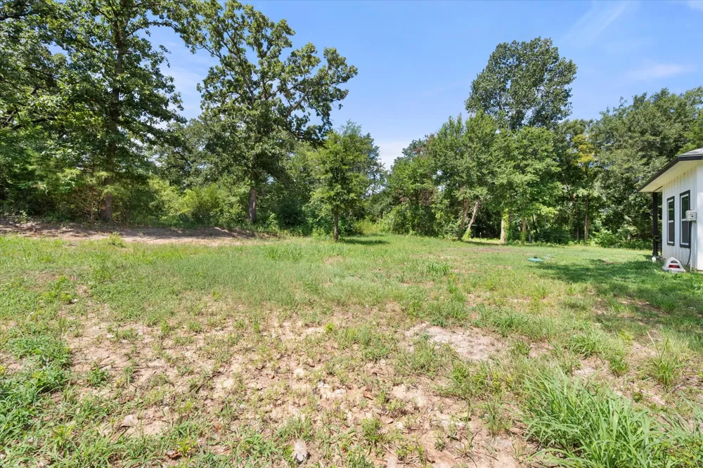 219 County Road 1260 Fairfield, TX 75840