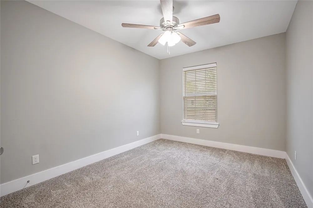 901 W Collins Street Denison, TX 75020