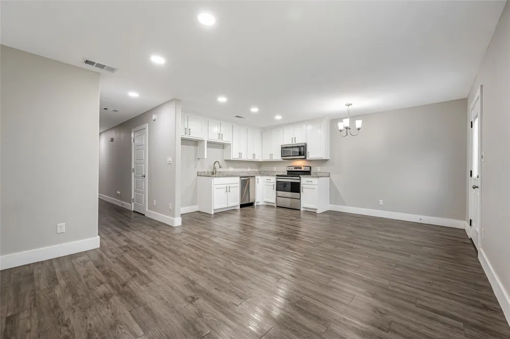 901 W Collins Street Denison, TX 75020