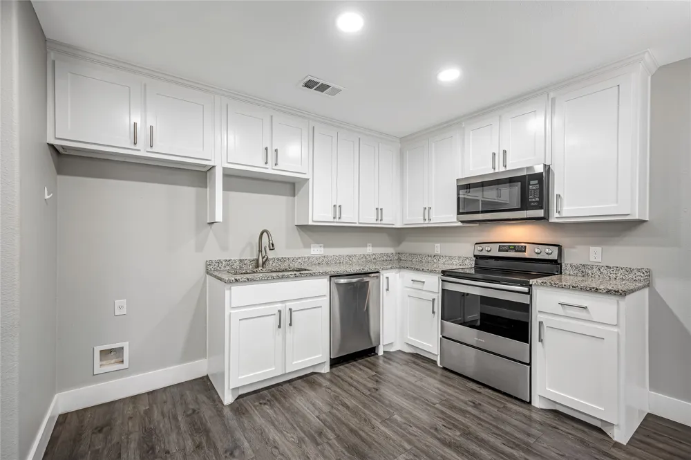 901 W Collins Street Denison, TX 75020