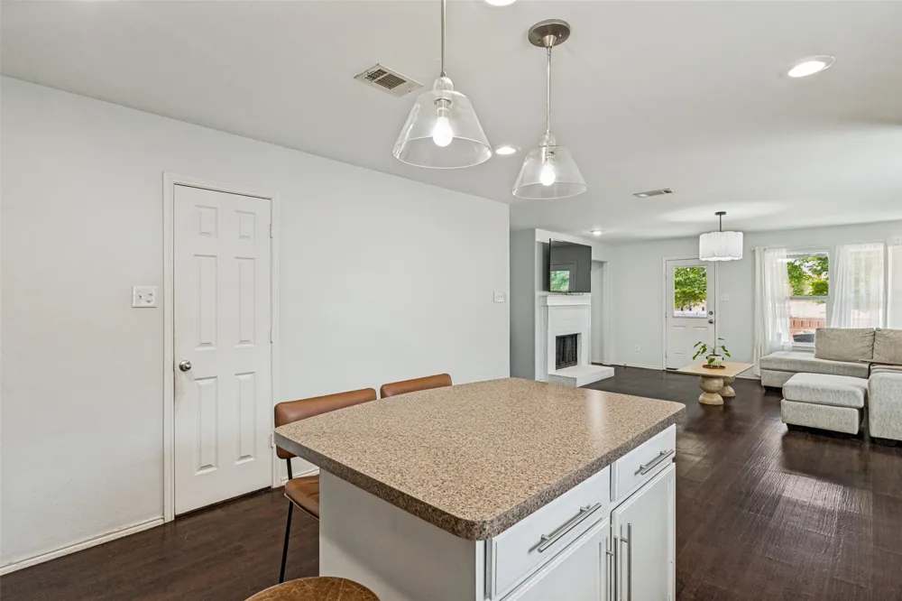 2500 Navasota Drive Little Elm, TX 75068