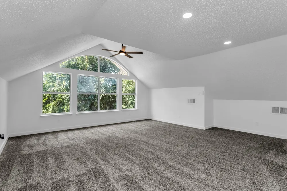 522 Alameda Avenue Duncanville, TX 75137