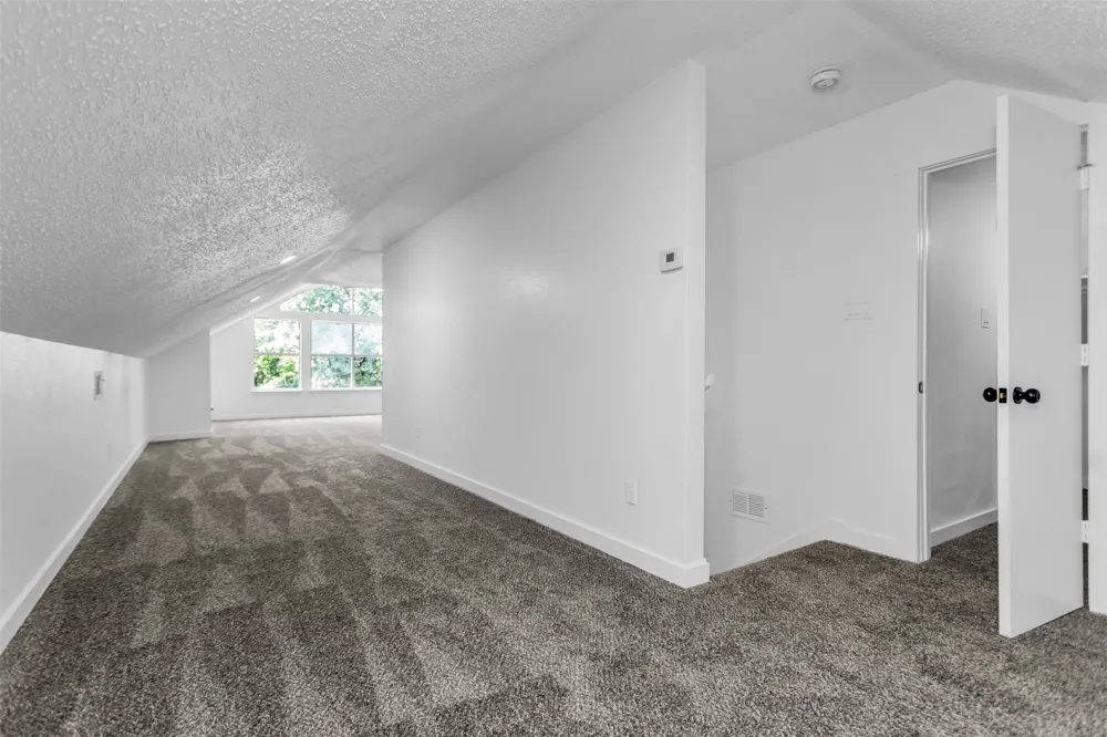 522 Alameda Avenue Duncanville, TX 75137