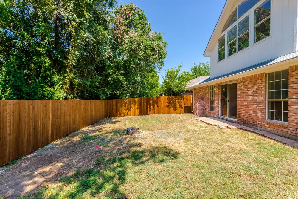 522 Alameda Avenue Duncanville, TX 75137