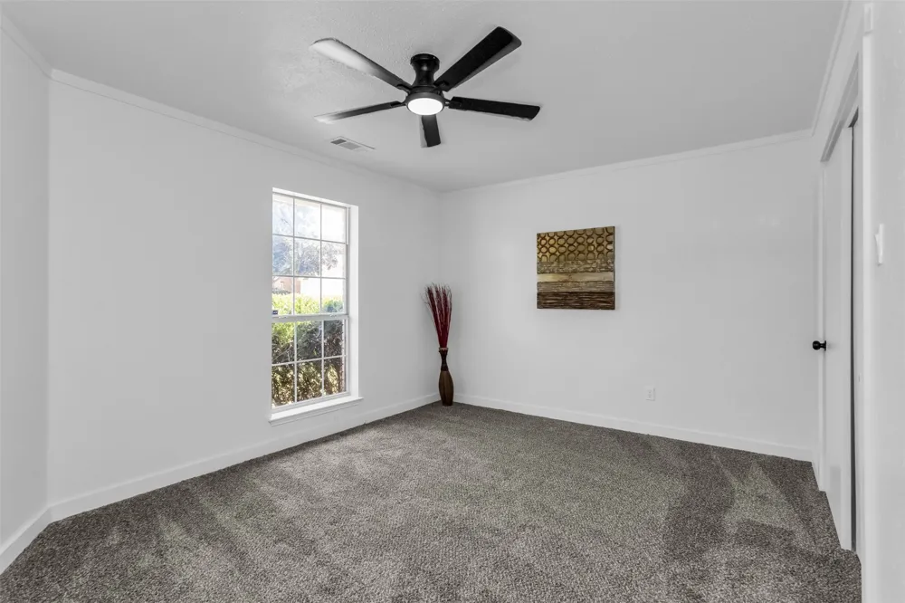 522 Alameda Avenue Duncanville, TX 75137