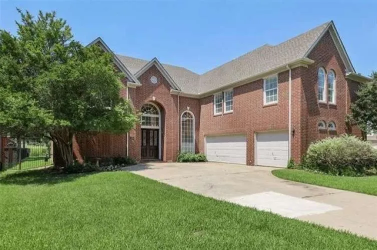 714 E Peninsula Drive Coppell, TX 75019