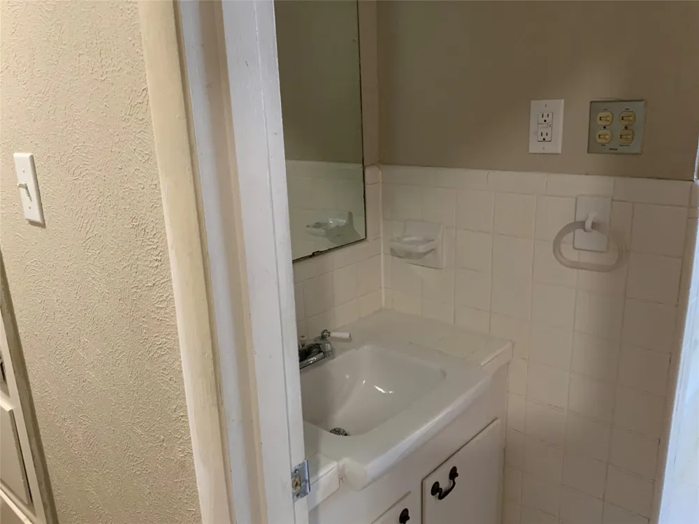 2004 Bettibart Street Fort Worth, TX 76134