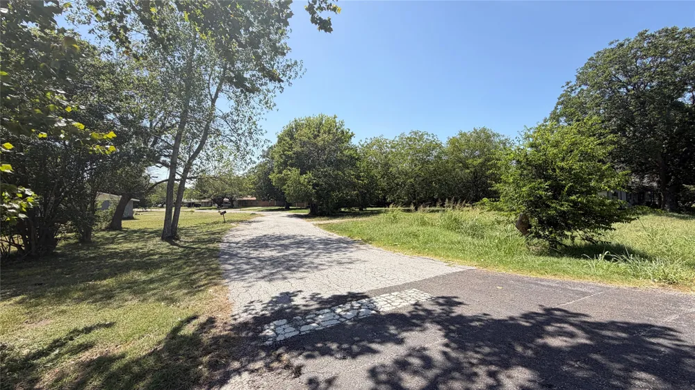Daniel Drive Kerens, TX 75144