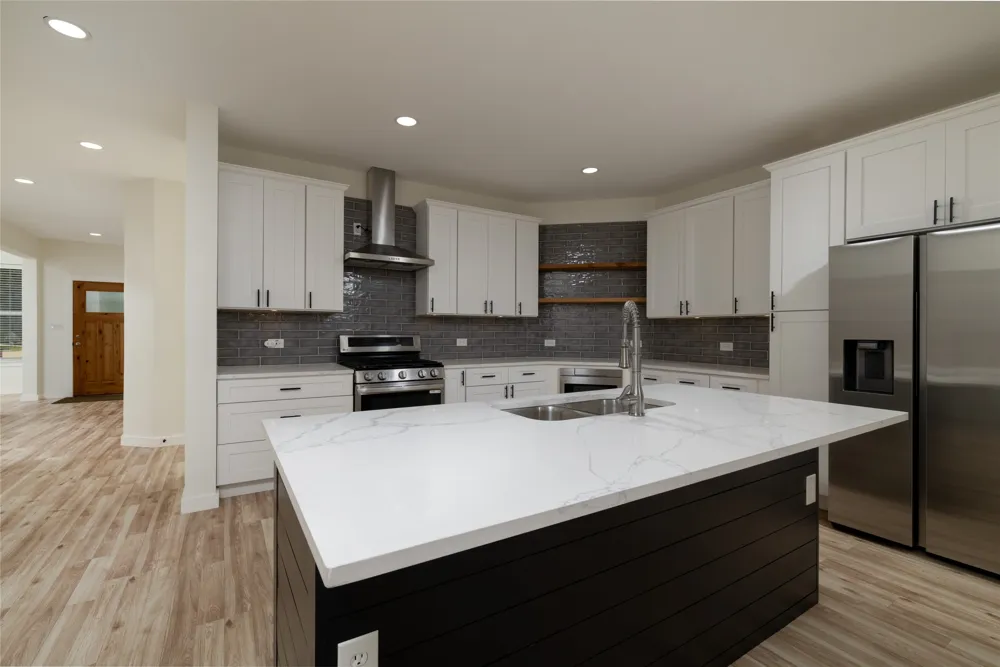 66 Lucas Lane Edgecliff Village, TX 76134